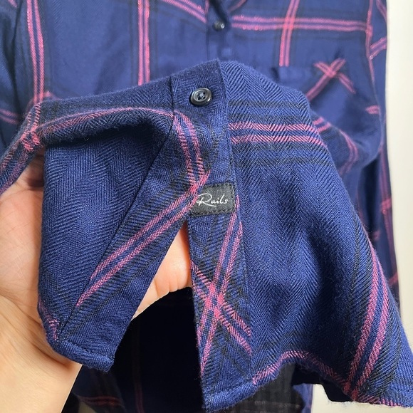 Rails HUNTER SAPPHIRE BLACK ROSE Shirt Size XS - Picture 2 of 6